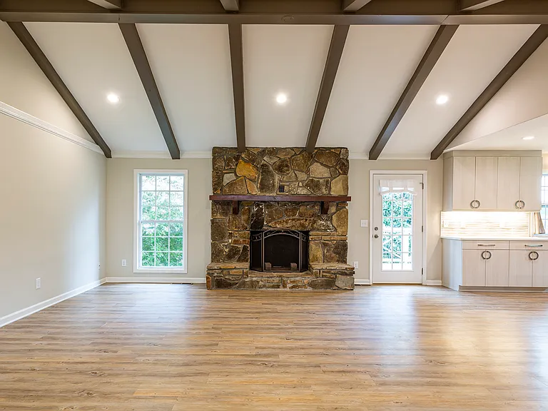 2121 Cannon Way NW — Photo 2