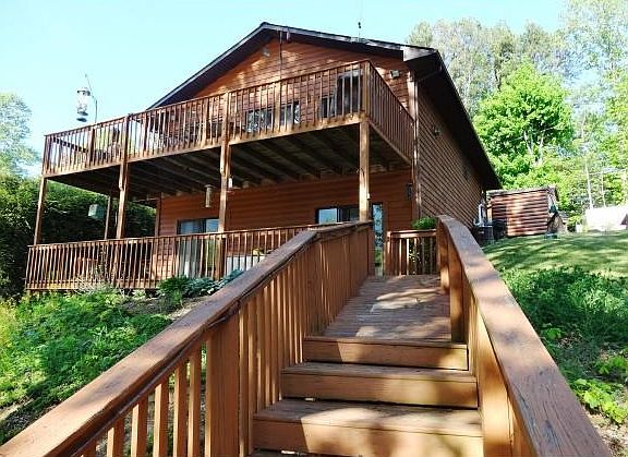 2nd image of 132 Summer Hill Private Dr