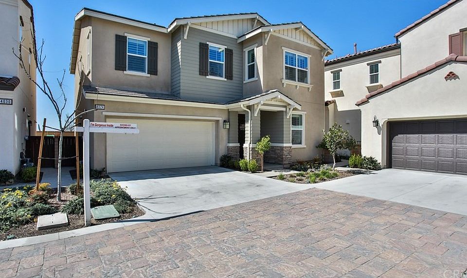 1st image of 4024 S Cloverdale Way