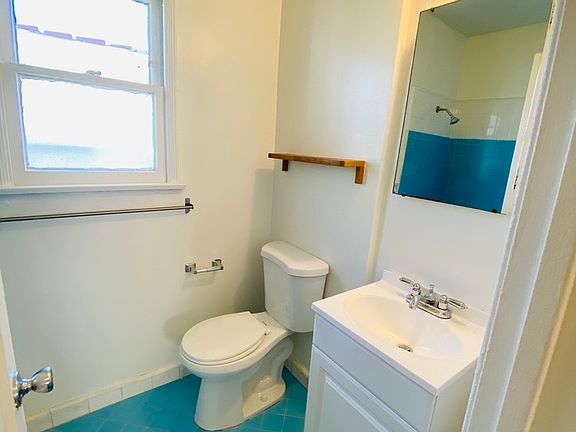 2nd image of 11682 Darlington Ave APT 3