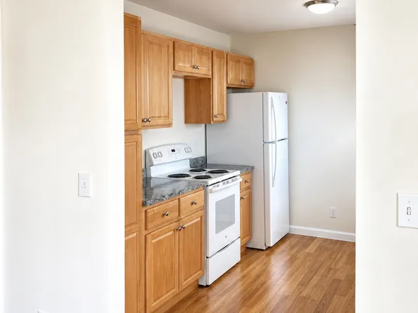 90 Townsend Ave, New Haven, CT 06512