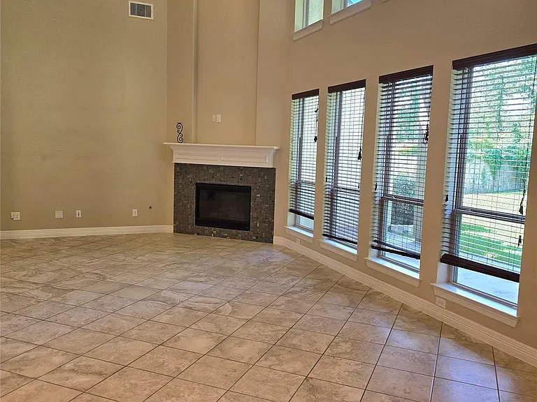 10 Val Delsa Ct — Photo 8