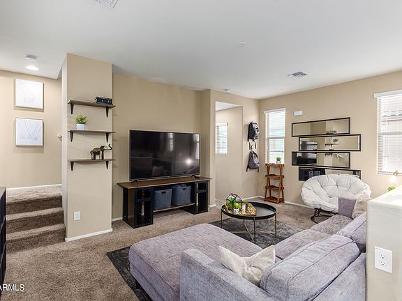 4th image of 2047 N 77th Dr