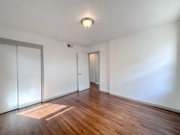 4004 S Toledo Ave — Photo 16
