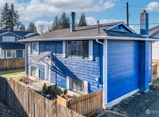 102 E Grand St, Granite Falls, WA 98252