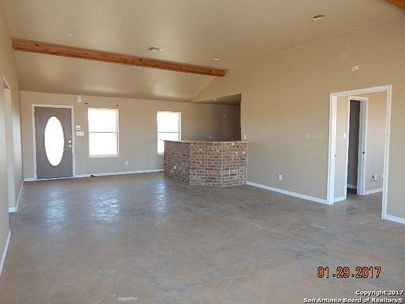 4th image of 3806 County Road 332