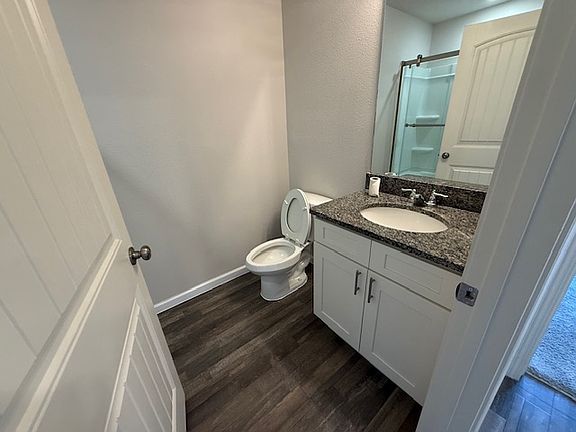 4th image of 354 SW Jewel Lake Dr