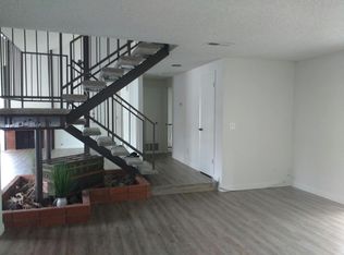 2061 W 182nd St, Torrance, CA 90504