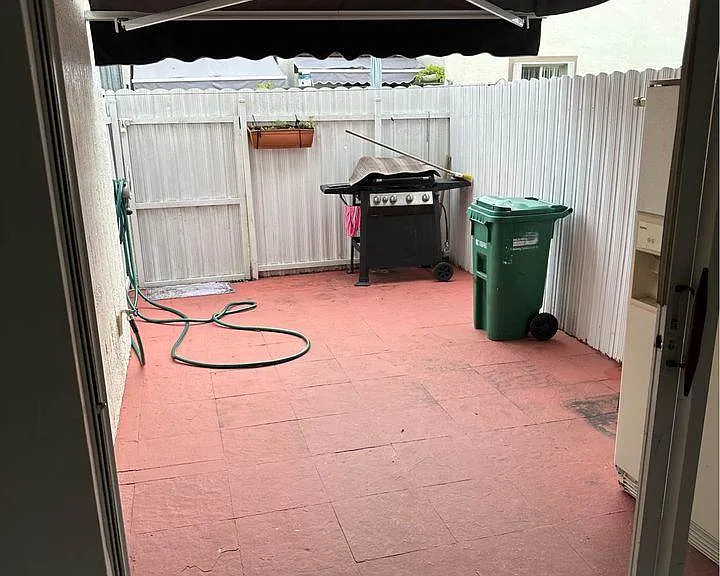 1147 NW 125th Path #101 — Photo 20