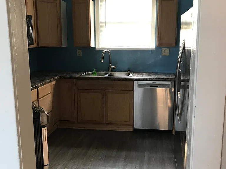 3204 Cuming St — Photo 7