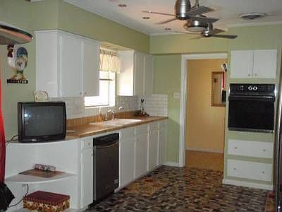 1st image of 2001 Daffodil Ave