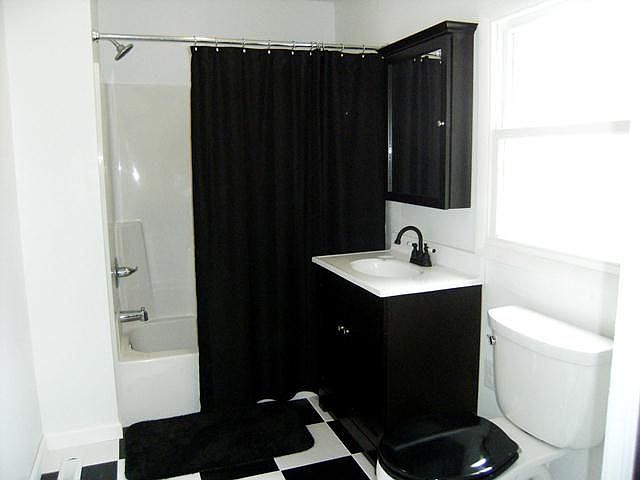 1st image of 203 29th Ave
