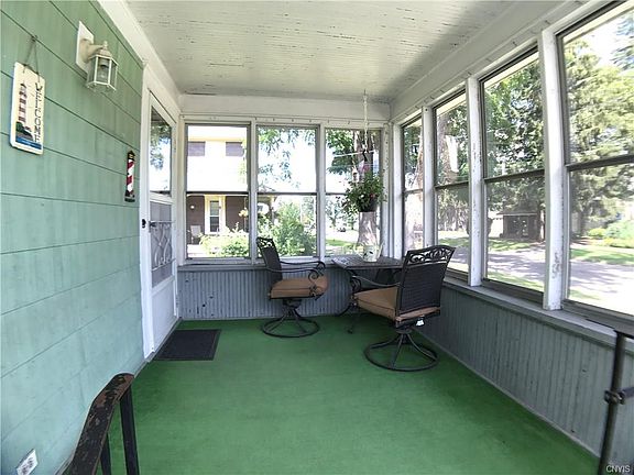 2nd image of 71 Hamlin St