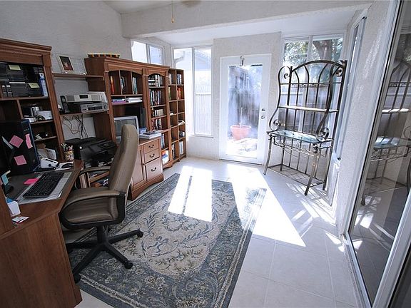5th image of 2587 W Brook Ln