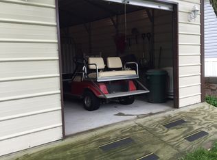 26104 209th Ave, Lake Delhi, IA 52405
