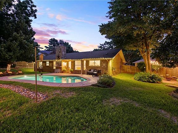 4th image of 503 Dove Creek Pl