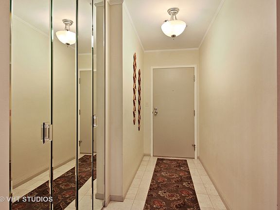 3rd image of 300 Claymoor APT 2D