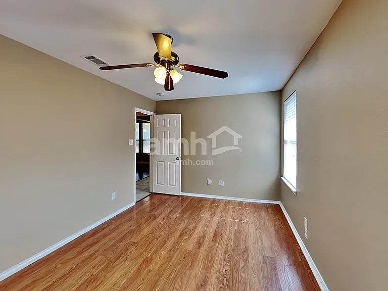 3445 Newgate St — Photo 20