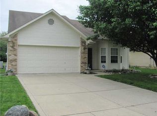 8525 Kousa Dr, Indianapolis, IN 46234