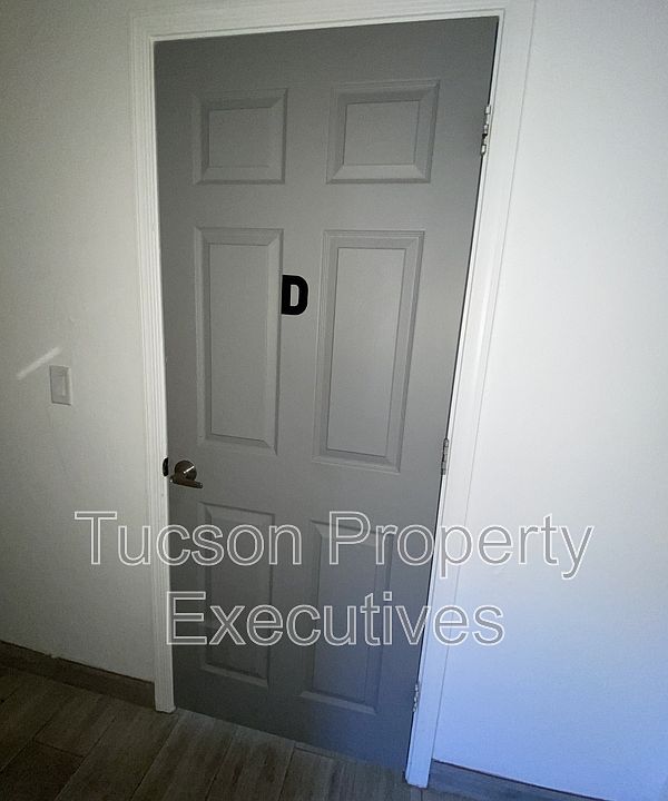 1st image of 1421 E Drachman St #D