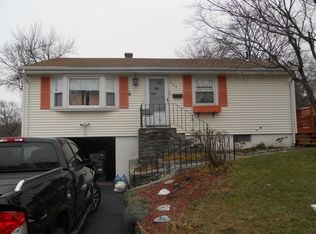 204 Clover St, Worcester, MA 01603