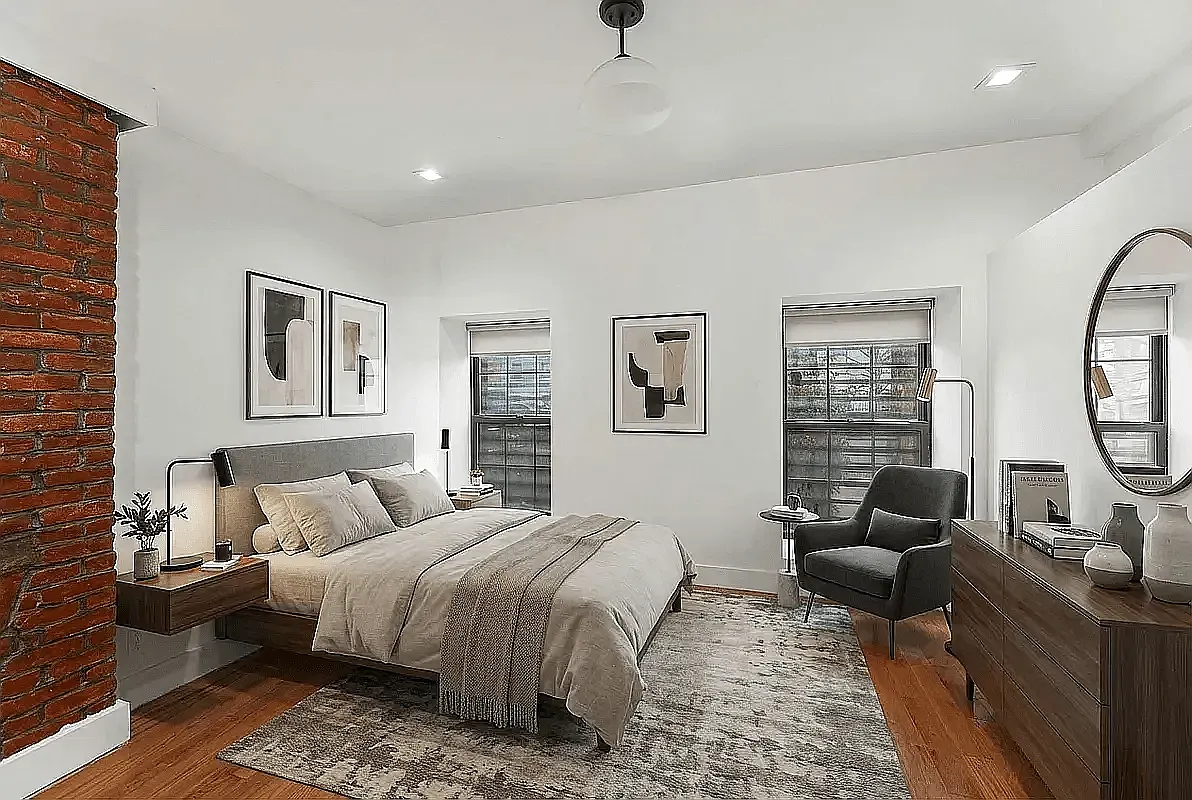 1127 Halsey Street — Photo 3