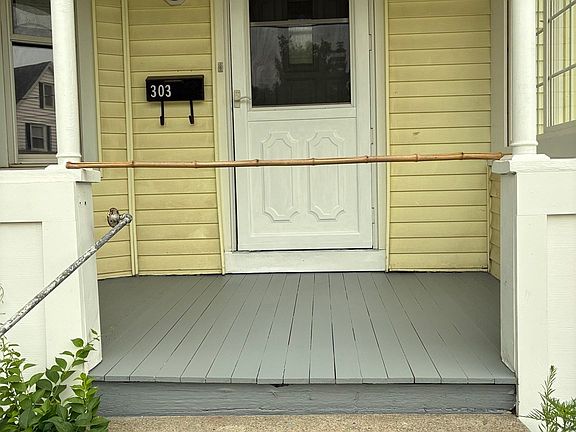 3rd image of 303 Chapman St