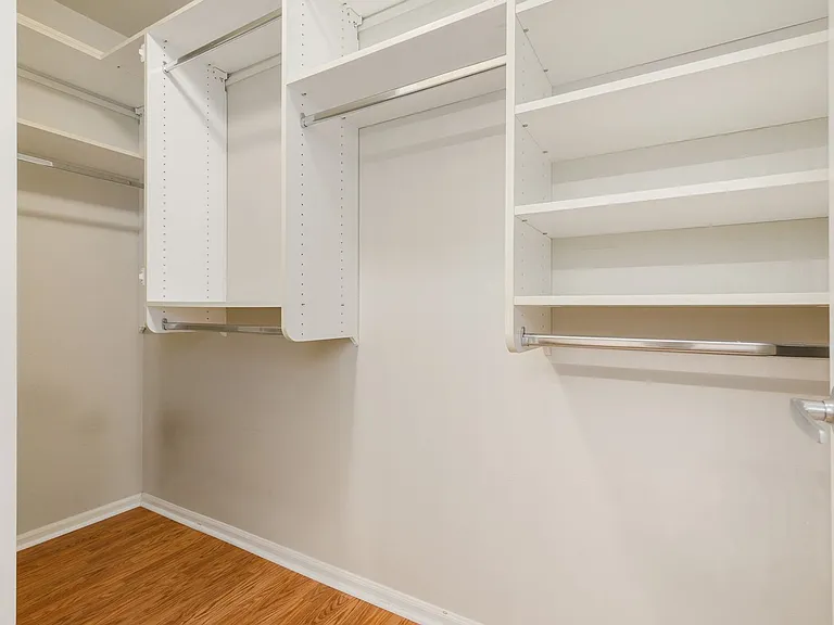18 Dravus St #102 — Photo 12