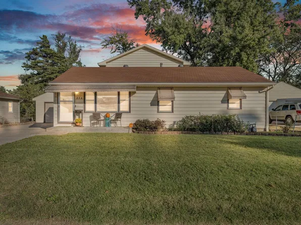 234 SW Macvicar Ave, Topeka, KS 66606