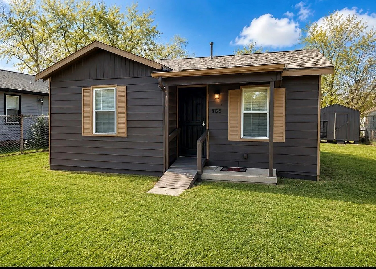 2 bed, 2.0 bath, 688 sqft, $1,400 — Photo 1