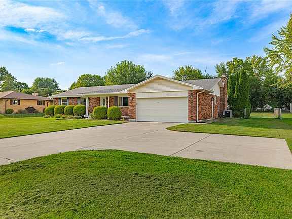 2nd image of 2854 Kemp Rd