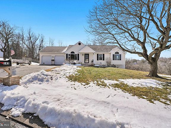 3rd image of 143 Cold Stream Trl