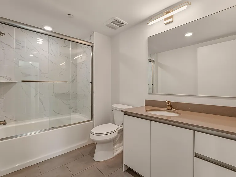The Sophia - 1759 N Gower St — Photo 22