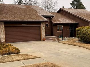 4904 Galena Dr, Rapid City, SD 57702