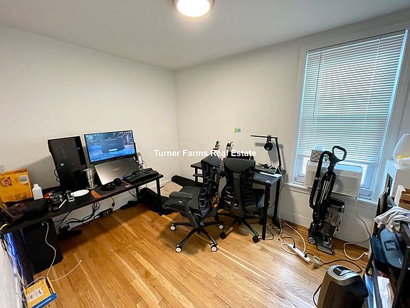 5th image of 38 Newton St #2A