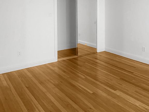 4th image of 241 Cumberland St #201