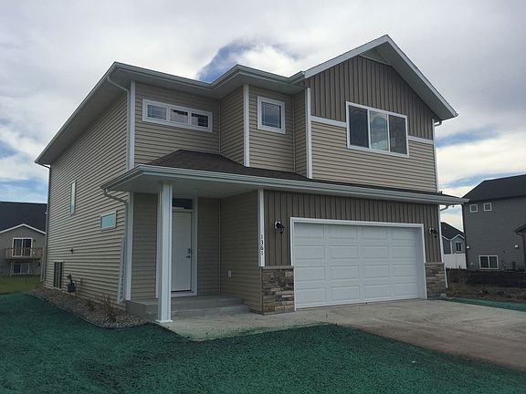 2nd image of 1361 Goldenwood Dr
