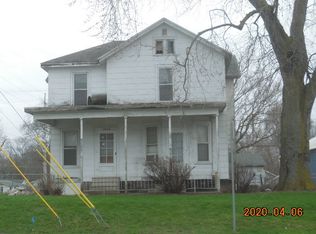 1602 W Olive St, Bloomington, IL
