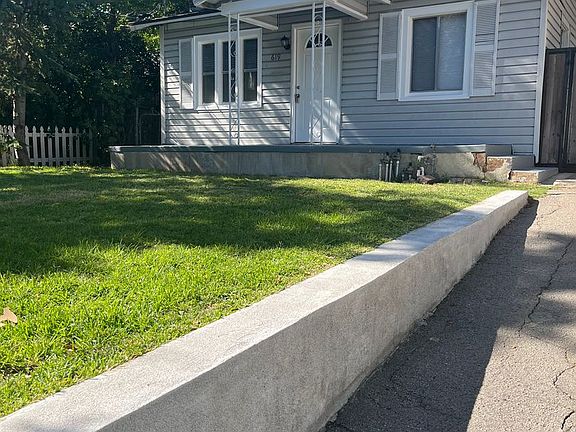 3rd image of 619 E Ladera St #619