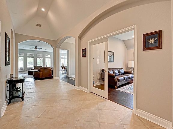 3rd image of 2722 Ginger Cove Ln