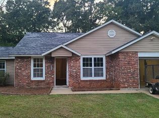 5770 Lost Creek Dr, Sumter, SC 29154