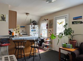 31 Loomis St APT 3, Burlington, VT 05401