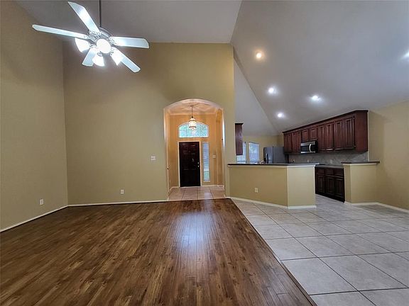 2nd image of 17218 Sheffield Bend Dr