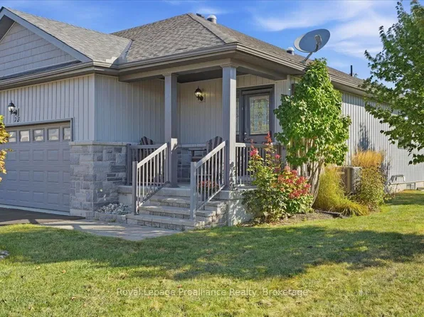 73 Dorchester Dr, Prince Edward County, ON K0K 3L0
