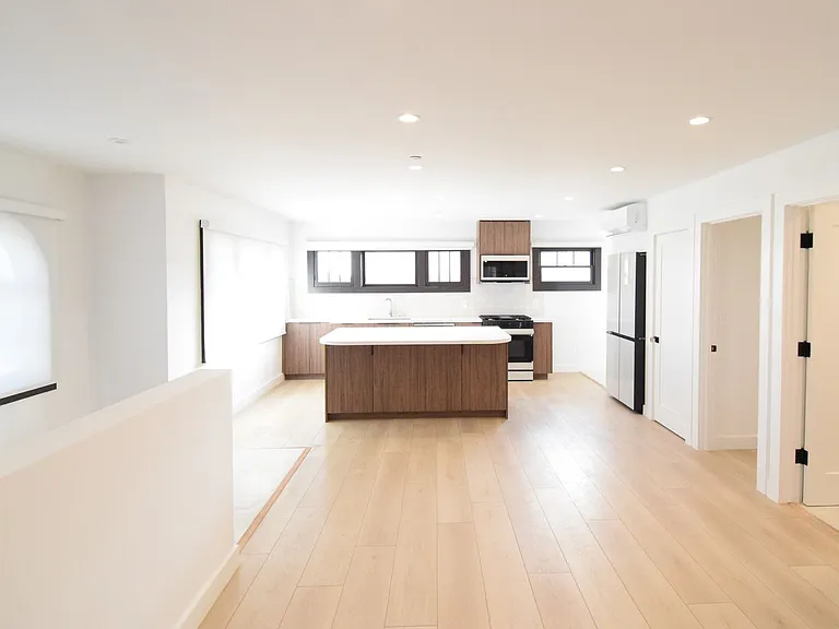 317 Ocean Park Blvd — Photo 64
