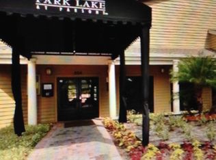 220 Lake Parsons Grn UNIT 202, Brandon, FL 33511
