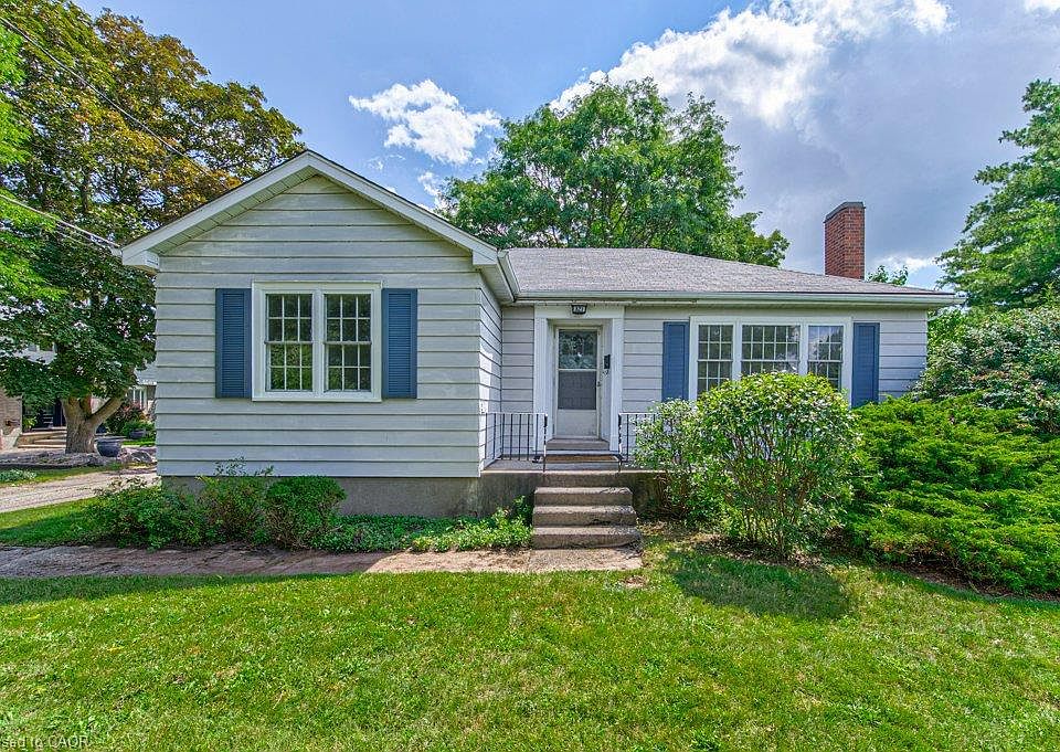 1st image of 321 Highland Park