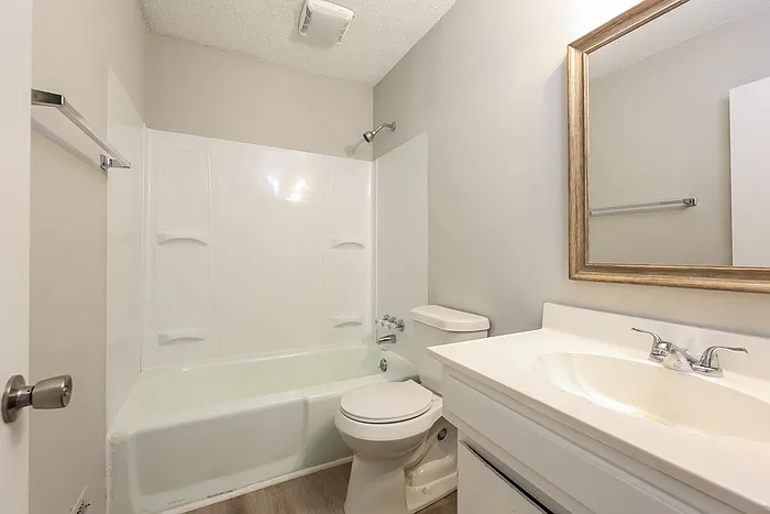 421 Sellwood Cir — Photo 9