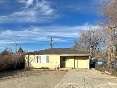 307 E H St, Tehachapi, CA, 93561