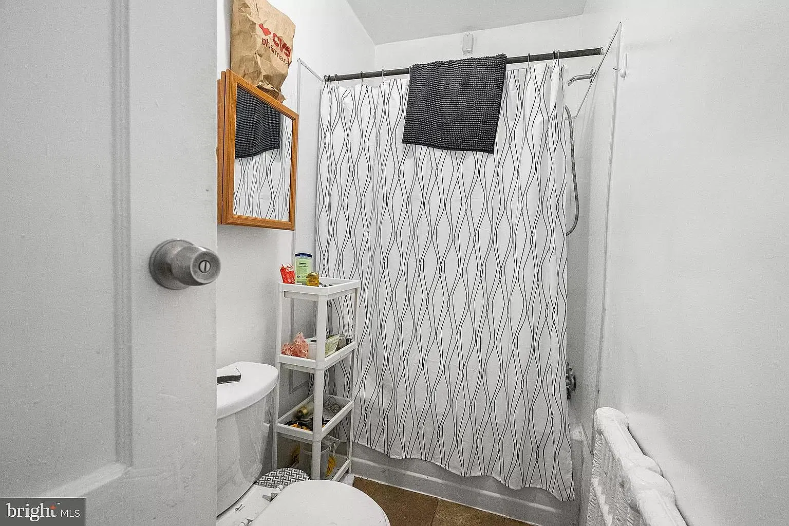 1 bed, 576 sqft, $1,295 — Photo 4